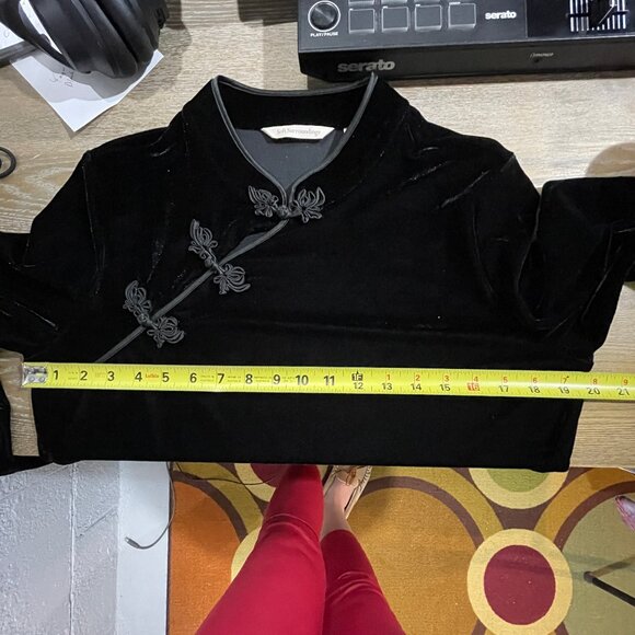EUC Soft Surroundings Tai Velvet Tunic Top Dress Black Medium Velour Asian style - Picture 10 of 14